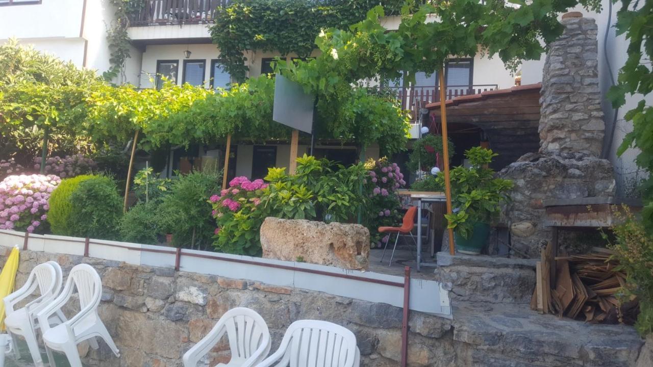 אוהריד Villa Malezan מראה חיצוני תמונה